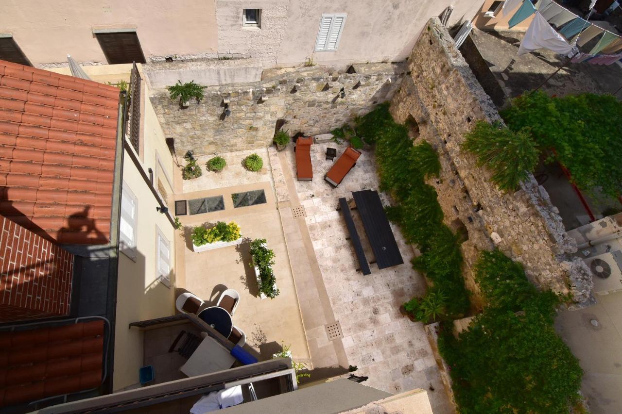 Old Town Studio Apartments มาคาร์สกา ภายนอก รูปภาพ
