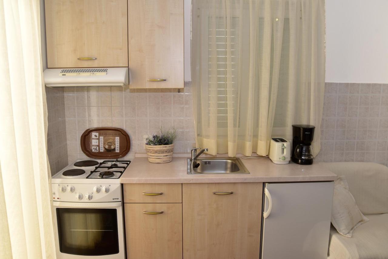 Old Town Studio Apartments มาคาร์สกา ภายนอก รูปภาพ
