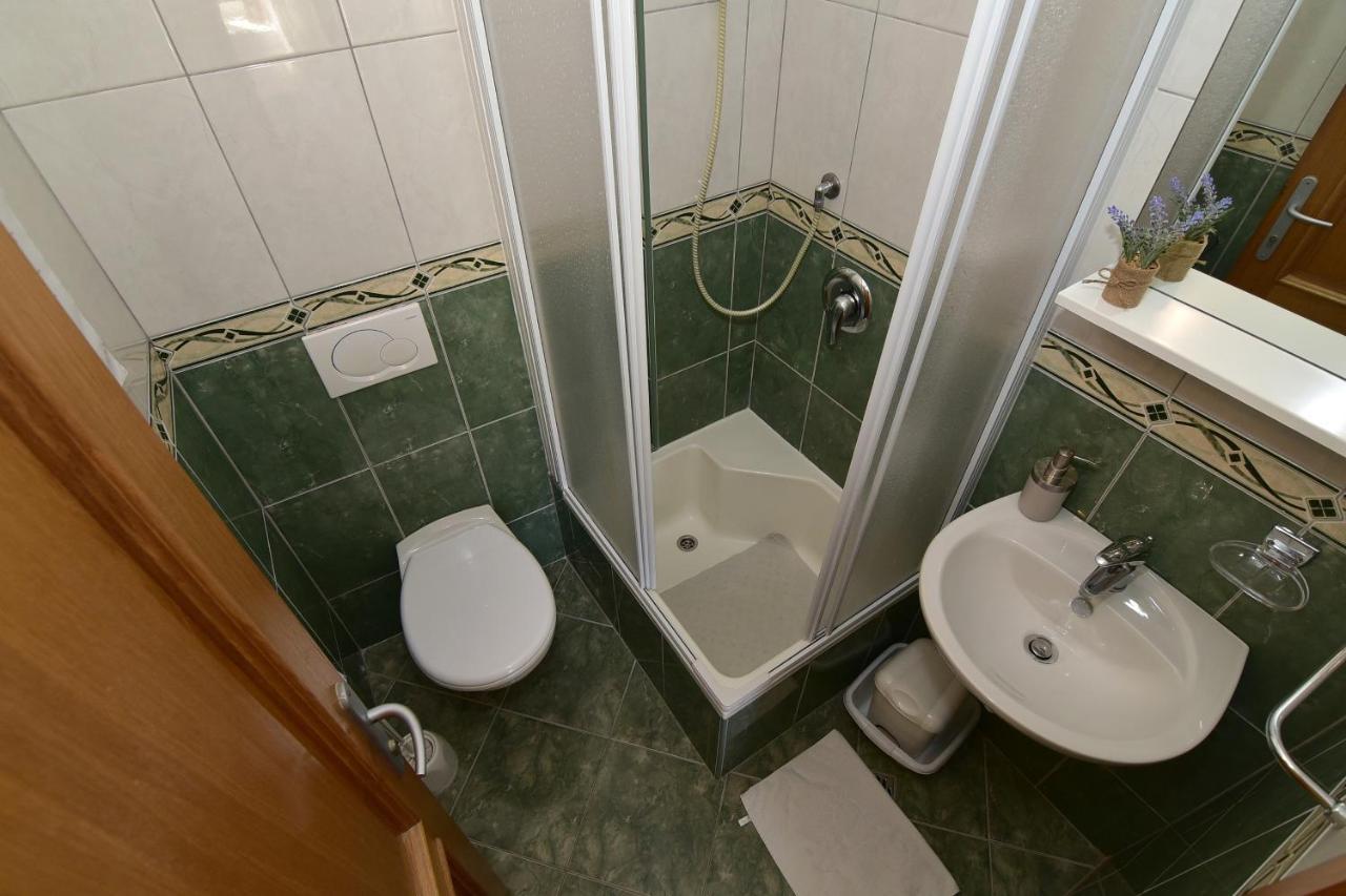 Old Town Studio Apartments มาคาร์สกา ภายนอก รูปภาพ