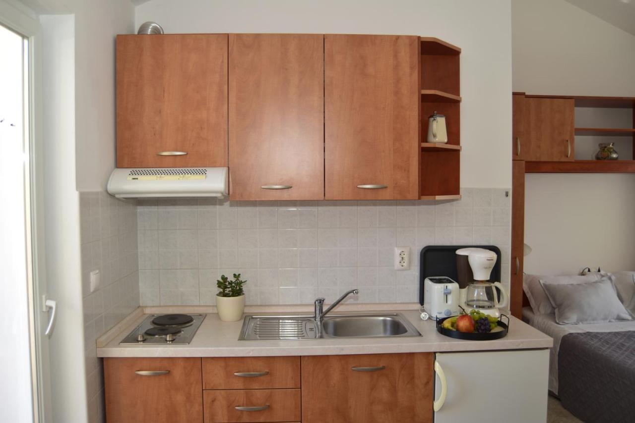 Old Town Studio Apartments มาคาร์สกา ภายนอก รูปภาพ