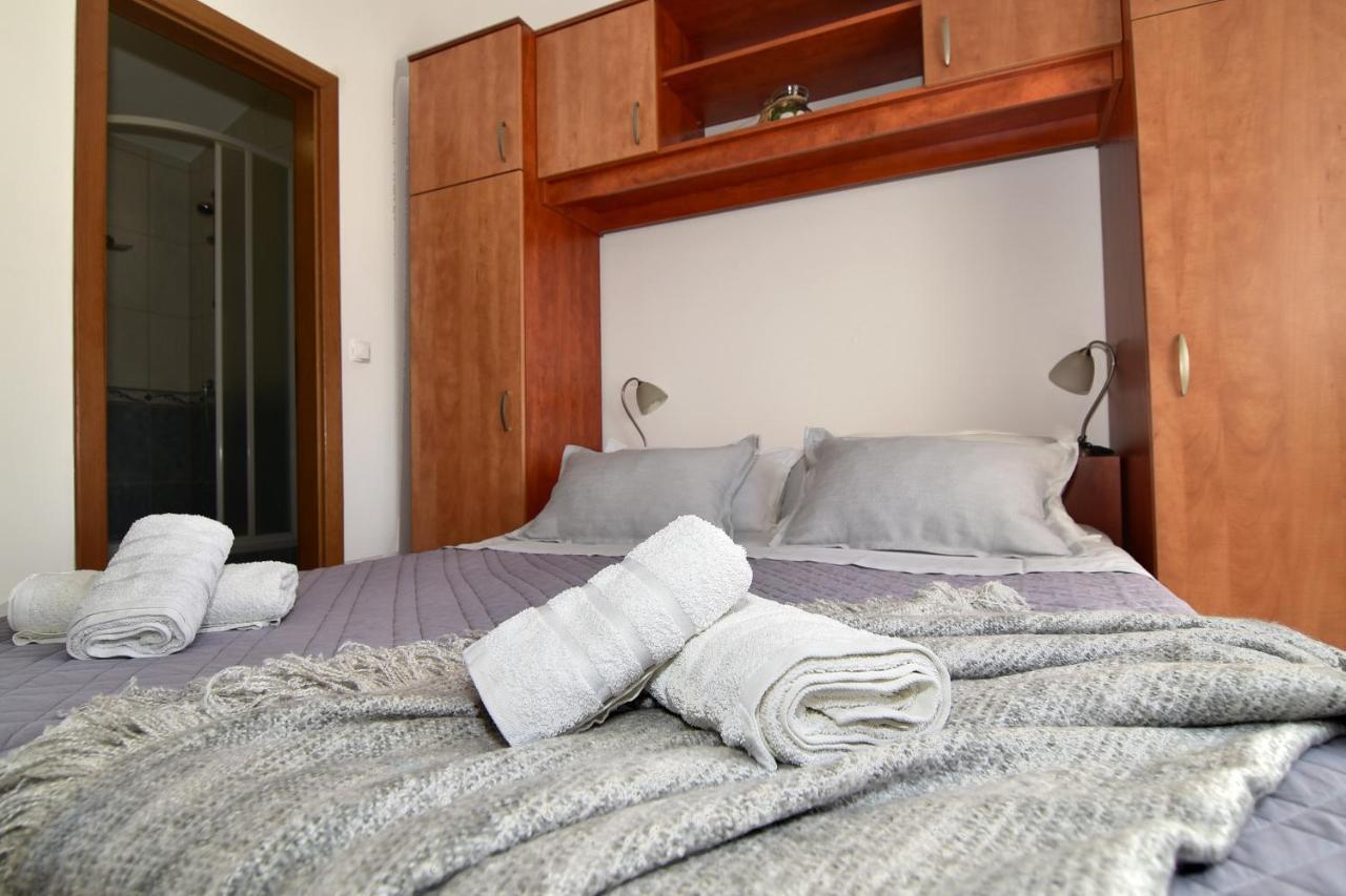 Old Town Studio Apartments มาคาร์สกา ภายนอก รูปภาพ